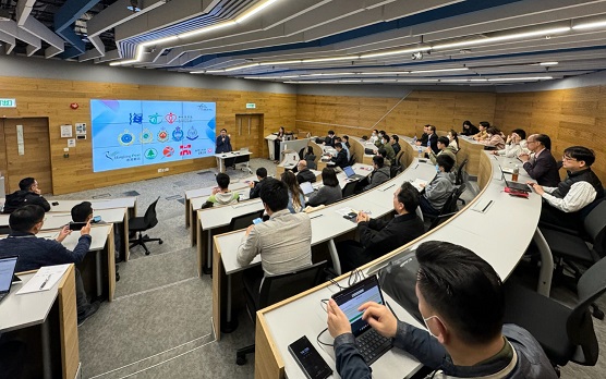 The Value-added I&T Solutions Seminar cum Workshop was held on 12 January 2024 at the EMSD Headquarters, and several client departments were invited to join. The event includes seminar, connection workshop and visit.